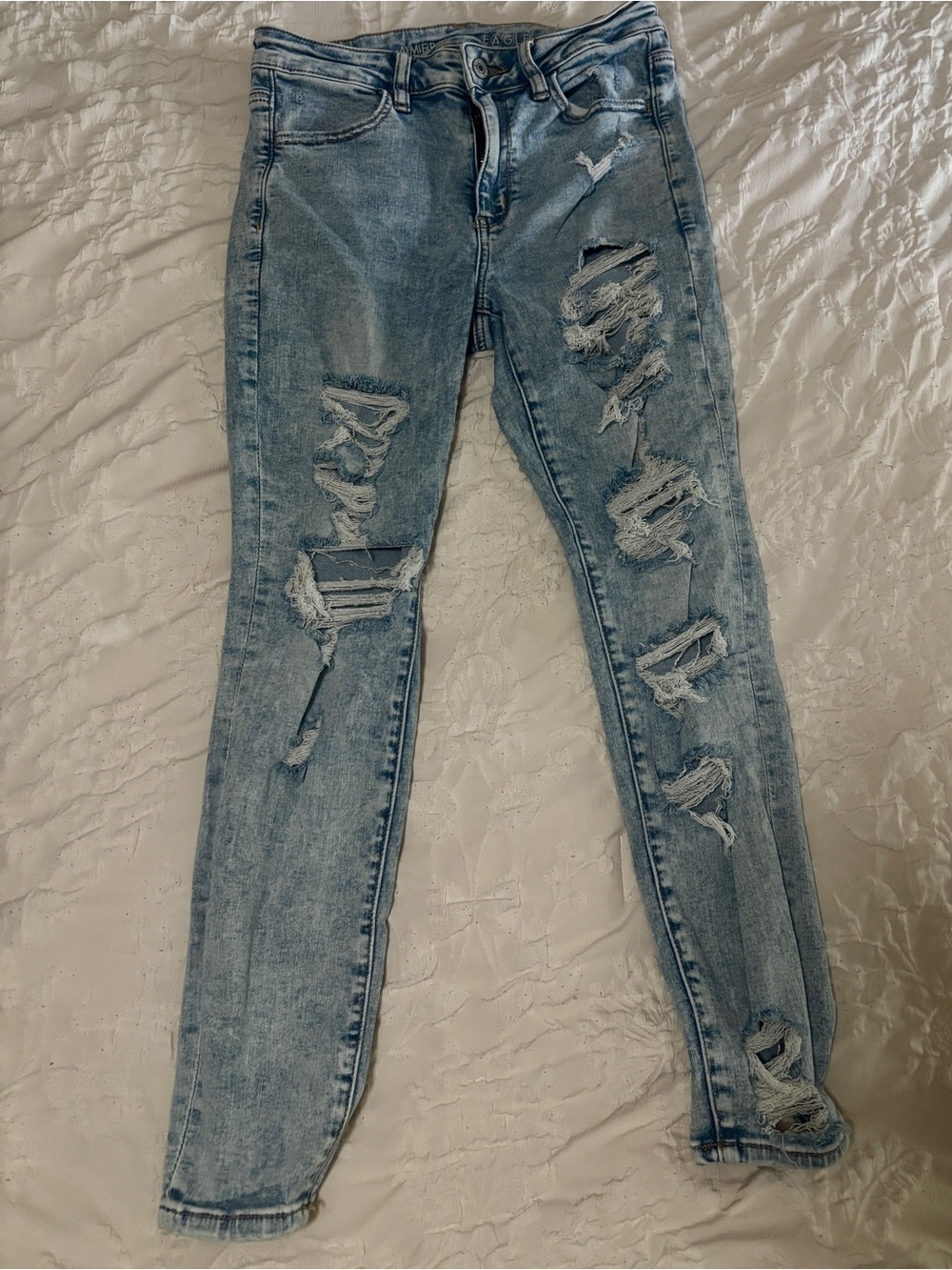 American Eagle Outfitters Light Blue Distressed Skinny Jeggings Size 6 SHORT